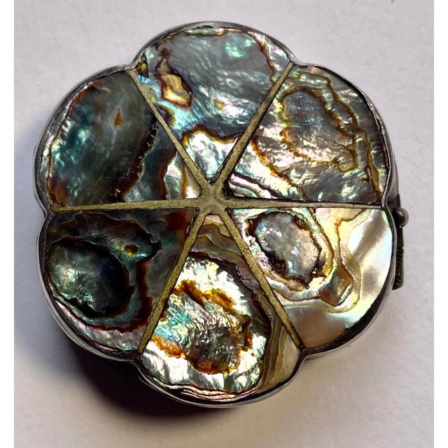 Mexican 1960s Sterling Silver and Abalone Mexican Pill Box For Sale - Image 3 of 5
