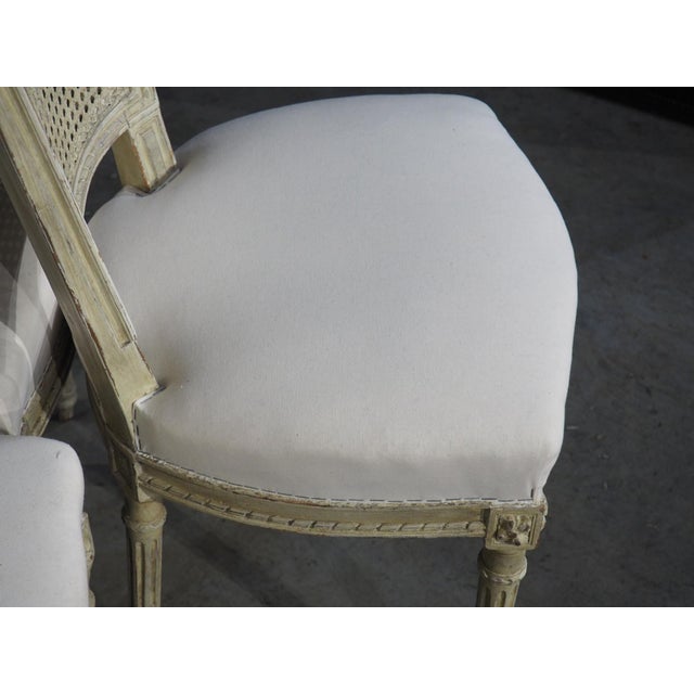 Set of 6 Painted and Caned French Louis XVI Style Dining Chairs, Early 1900s For Sale In Dallas - Image 6 of 18