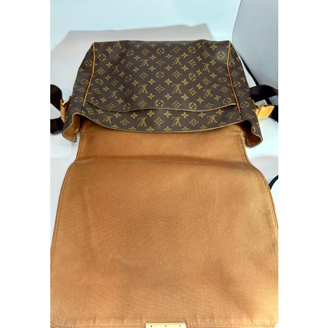 Louis Vuitton Abbesses Messenger Bag Monogram Canvas, Crossbody For Sale - Image 17 of 18