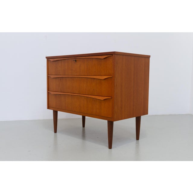Danish Modern Teak Dresser, 1960s For Sale - Image 10 of 18