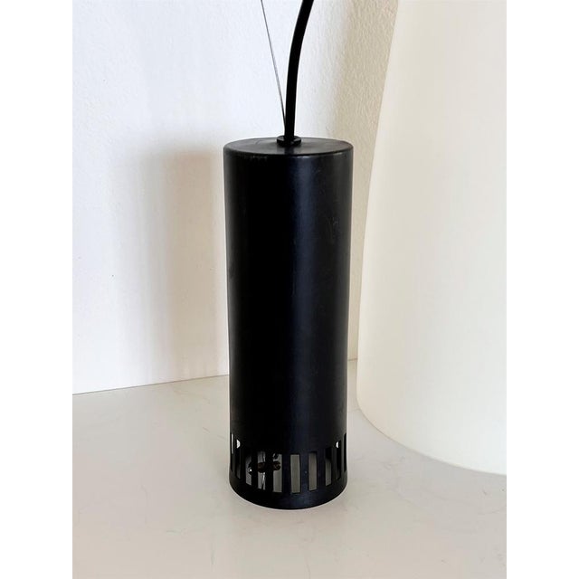 Mid-Century Modern Italian Pendant Light in Milky White Glass, 1970s For Sale - Image 4 of 17