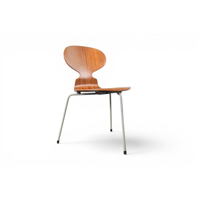 Mid 20th Century Set of Four Arne Jacobsen Ant Chairs in Teak by Fritz Hansen, 1950s For Sale - Image 5 of 11