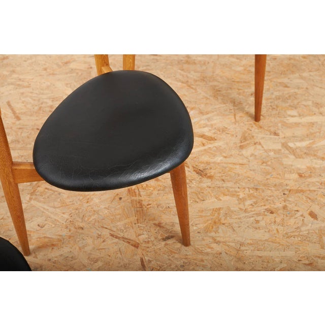 Black Heart Chair FH 4103 in Oak Frame by Hans J. Wegner for Fritz Hansen, 1952, Set of 6 For Sale - Image 8 of 13