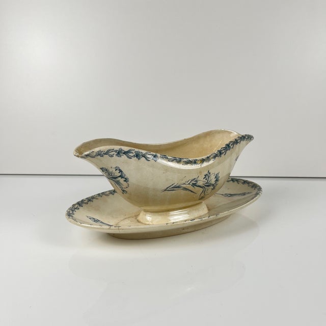 Earthenware Oeillet Gravy Boat from KG Lunéville, 19th Century For Sale - Image 11 of 11