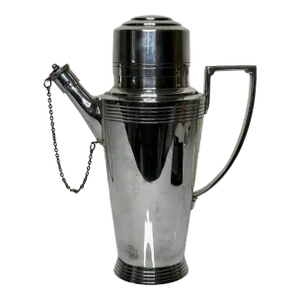 1930s English Silver Plate Mappin & Webb Art Deco Cocktail Shaker Designed by Keith Murray
