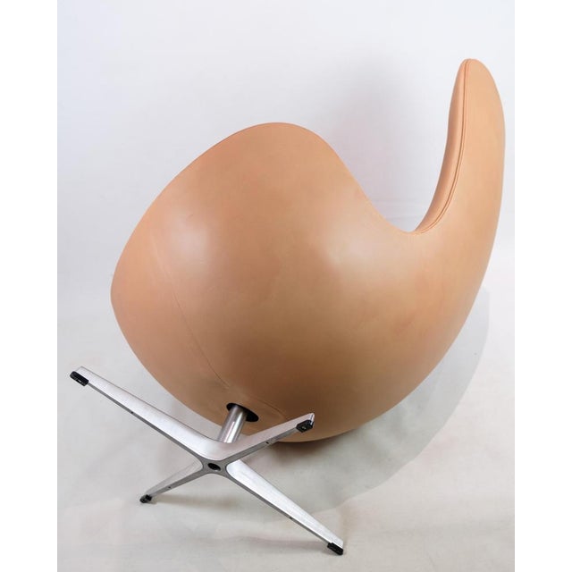 Metal Model 3316 Egg Chair by Arne Jacobsen for Fritz Hansen, 2010s For Sale - Image 7 of 13