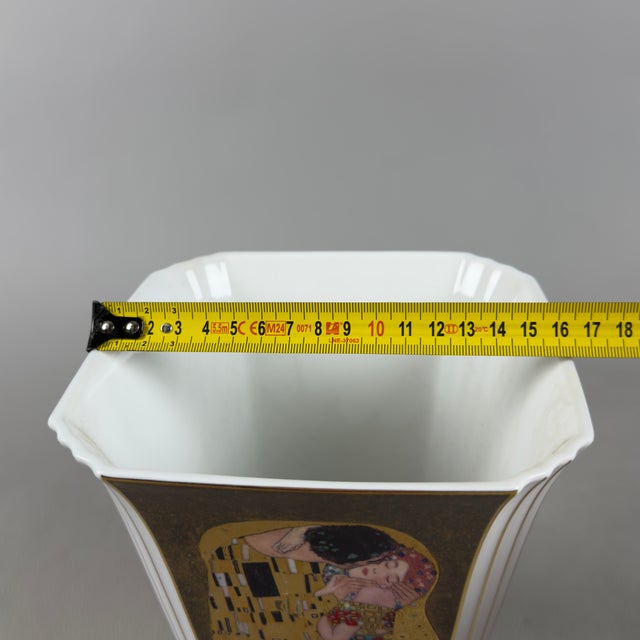 Limited Edition Artis Orbis The Kiss Vase in Porcelain by Gustav Klimt for Goebel, 2000s For Sale - Image 9 of 11