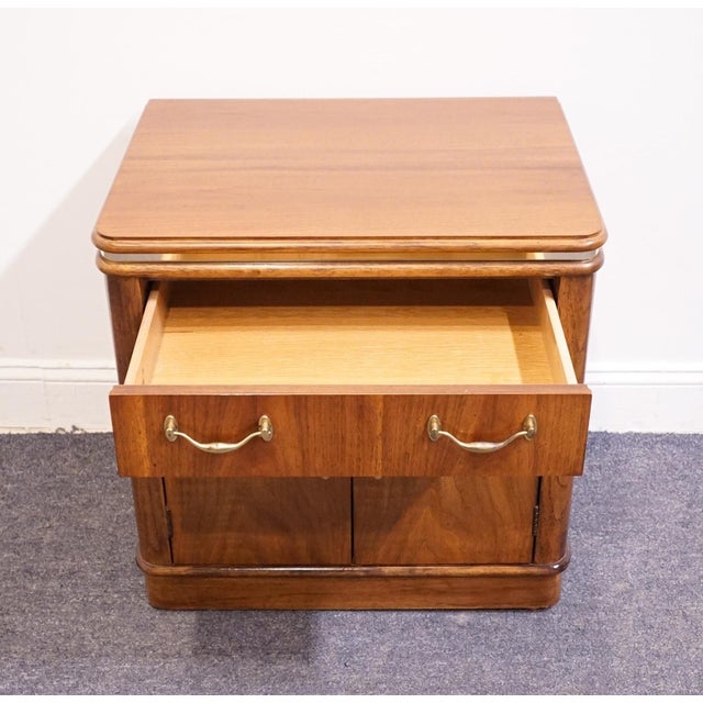 Wood Thomasville Furniture Agenda Collection Solid Walnut MCM Mid Century Modern 25" Cabinet Nightstand 23411-820 For Sale - Image 7 of 14