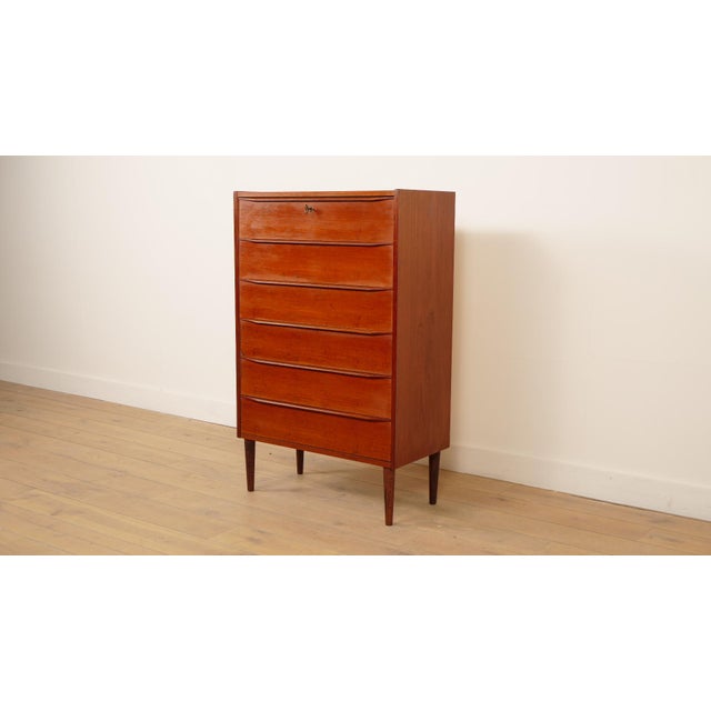 Mid-Century Modern Large Vintage Danish Chest of Drawers in Teak For Sale - Image 3 of 11