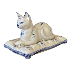 Vintage Chinoiserie Italian Blue and White Ceramic Cat on Cushion Sculpture