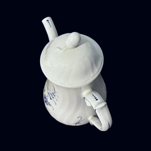 Chinoiserie Vintage Villeroy & Boch Vieux Luxembourg Coffee Pot Serving Set For Sale - Image 3 of 7