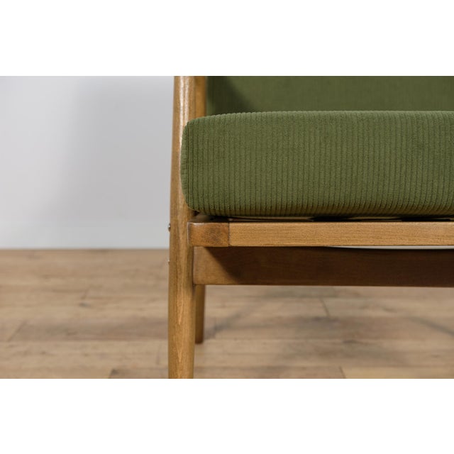 Mid-Century Modern Armchair from TON, Czechoslovakia, 1960s For Sale - Image 17 of 18