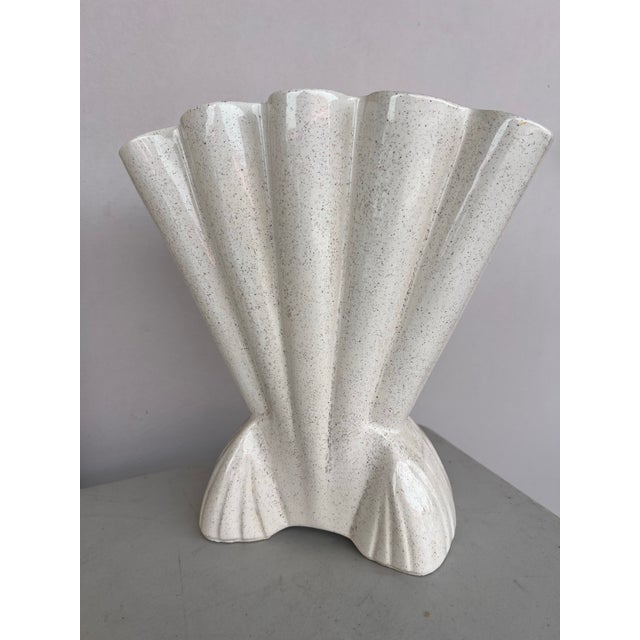 Mid 20th Century Mid 20th Century Art Deco Speckled Cream Gladiolus Vase For Sale - Image 5 of 7