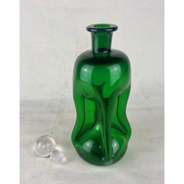 1970s Green Crystal Licorera and Transparent Cap, 1970s For Sale - Image 5 of 7