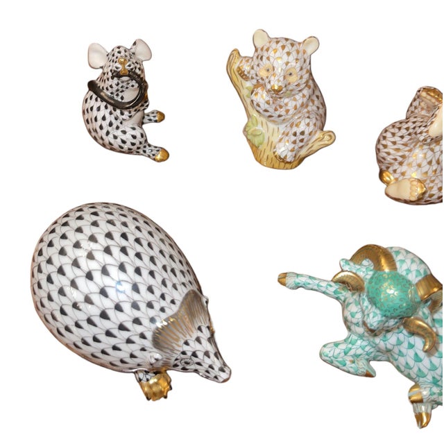 Modern Late 20th Century Set of Nine Herend Fishnet Porcelain Animal Figurines For Sale - Image 3 of 8