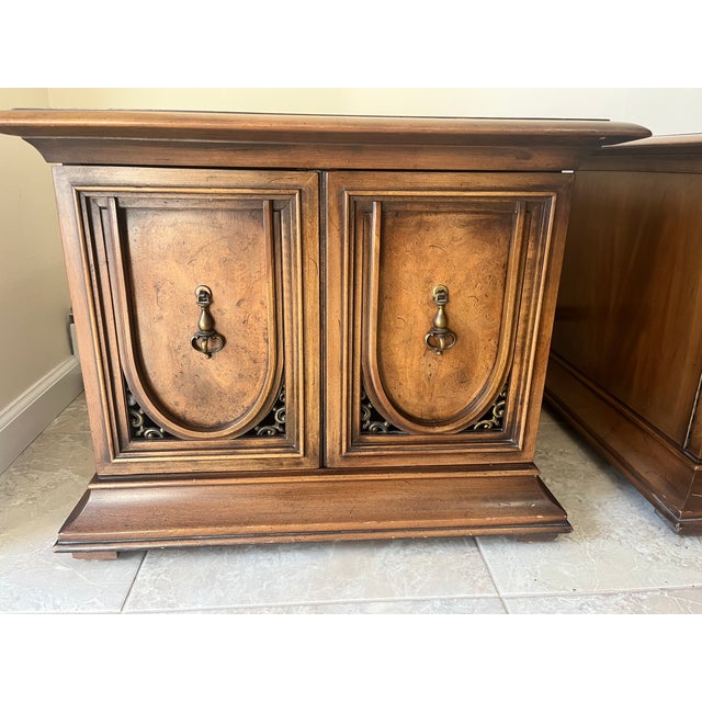 Mid-Century Modern Vintage 1960s Gordon’s Inc. Commode End Tables / Nightstands - A Pair For Sale - Image 3 of 6