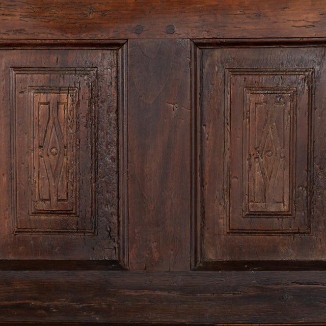 17th Century Chestnut Console Buffet Sideboard From Portugal For Sale - Image 6 of 17