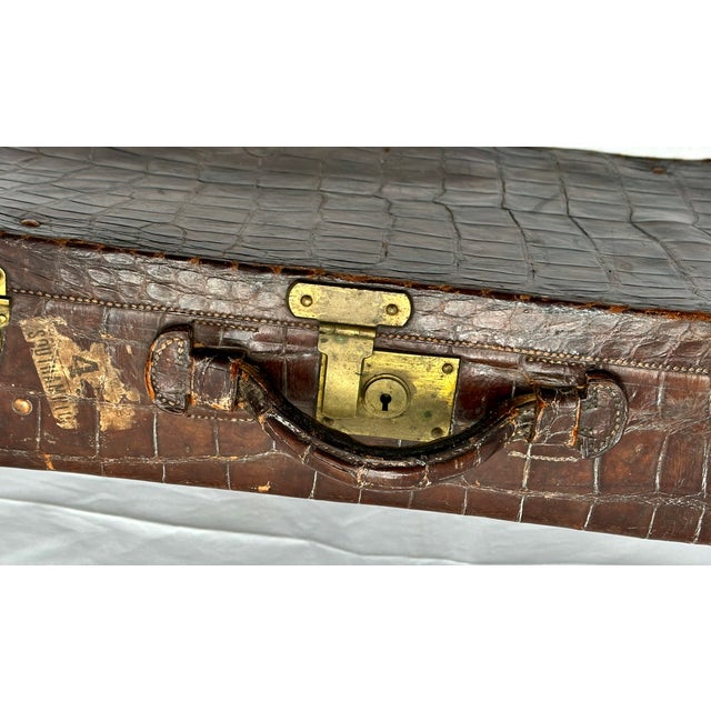 Antique Early 20th Century Crocodile - Alligator Style Embossed Leather Suitcase With Brass Hardware For Sale - Image 9 of 18