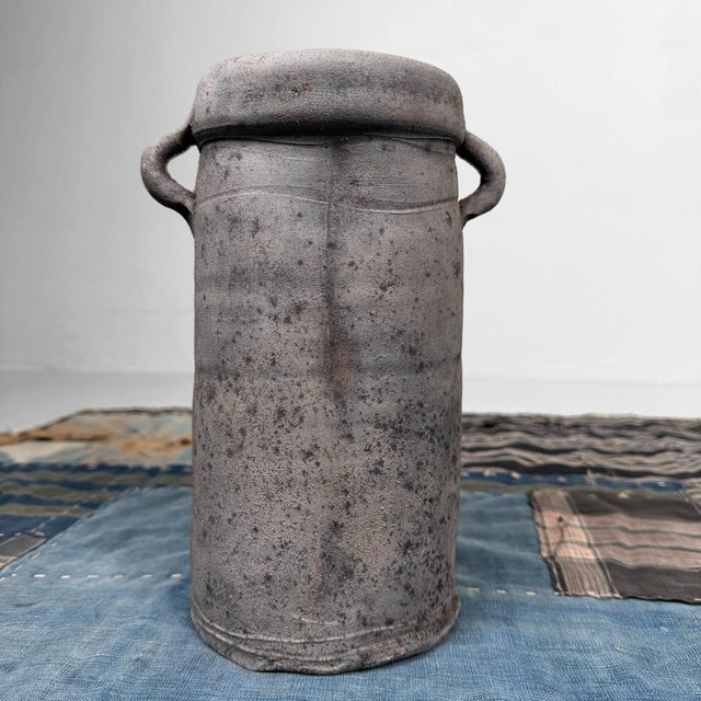 Organic Bizen Ikebana Vase by Kurosawa Izumi, 1970s For Sale - Image 6 of 18
