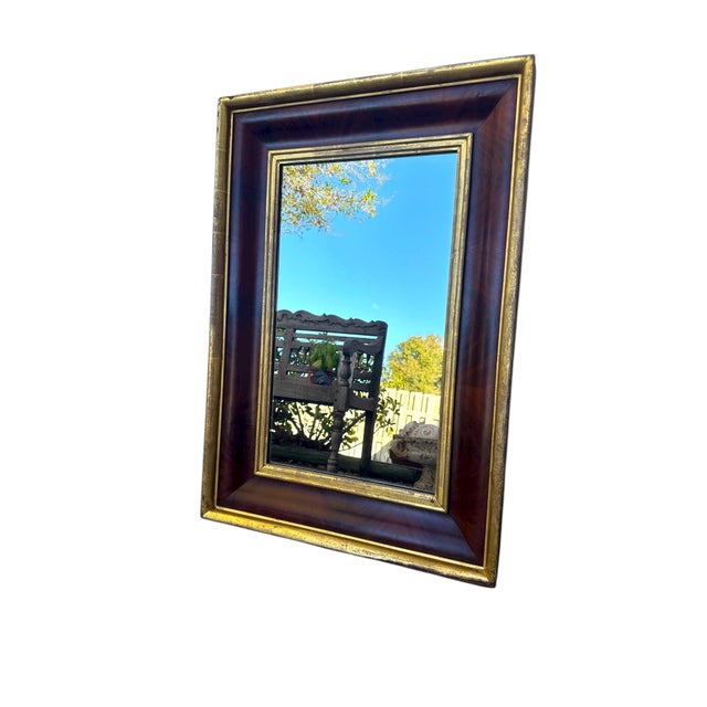 American Early 19th Century American Empire Mahogany and Gilt Ogee Wall Mirror For Sale - Image 3 of 11