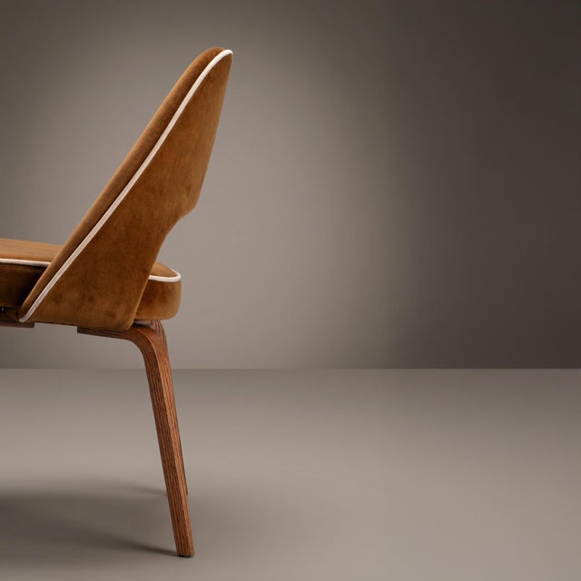 Saarinen Executive Armless Dining Chairs in Cognac & Créme Cotton Velvet, Walnut Legs For Sale In New York - Image 6 of 8