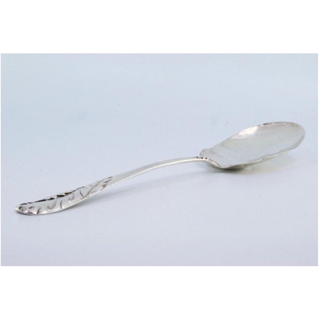 Silver Ice Cream Scoop with Reliefs on the Handle For Sale - Image 6 of 8