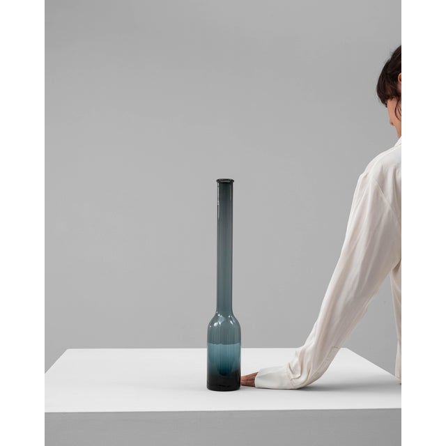 20th Century Italian Glass Vase For Sale - Image 4 of 8