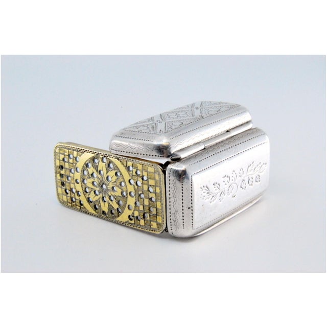 Silver and Gold Vinaigrette Box with Geometric Figures For Sale - Image 9 of 11