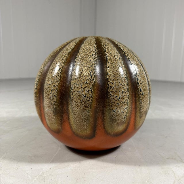 Vase by Leen Muller for Plazuid Gouda, 1932 For Sale - Image 9 of 9