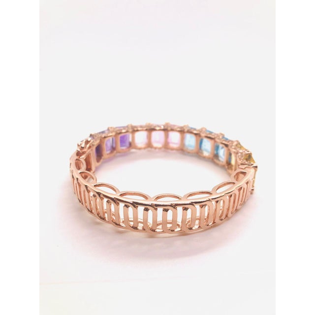 Late 20th Century "Bochic ‘Capri’ Vintage Natural Amethyst & Blue Topaz Bangle In 18K Gold & Silve" For Sale - Image 5 of 15