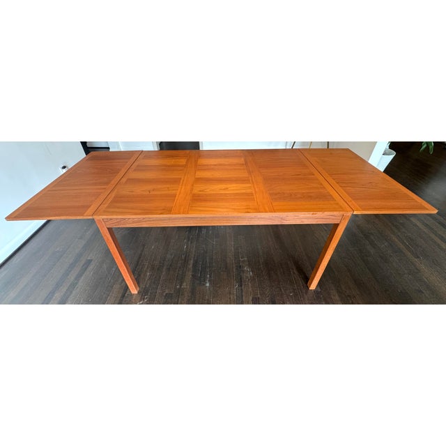 1960s Vejle Stole Møbelfabrik Teak Dining Table | Extendable Drop Leaf | Seats 8 For Sale In Portland, OR - Image 6 of 11