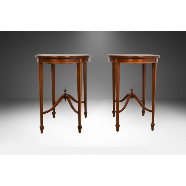 Early 20th Century Pair Edwardian-Style Mahogany and Satinwood Inlaid Oval Occasional Tables For Sale - Image 11 of 11