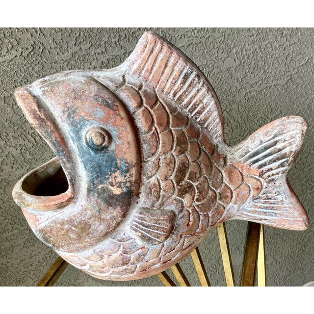 Rustic Chic Late 20th-Century Barro Rojo (Red Clay) in or Out of Doors Wide-Mouth Fish Planter, Mexico For Sale - Image 9 of 18