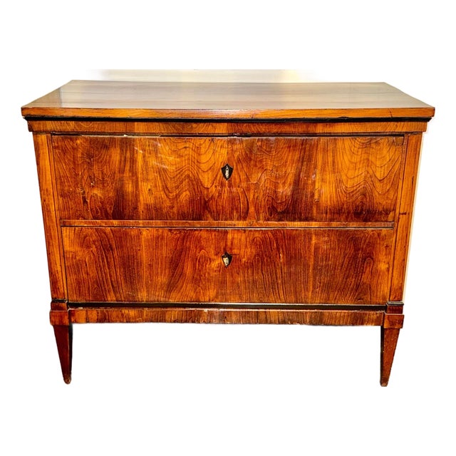 19th C. German Biedermeier Walnut Commode For Sale
