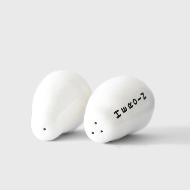 David Shrigley Heroin and Cocaine Vendor Salt & Pepper Shakers For Sale - Image 4 of 8
