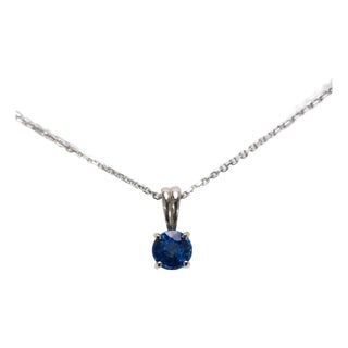 Kyanite Pendant Necklace in Solid 14k Gold – Round 5mm Natural Blue Kyanite For Sale