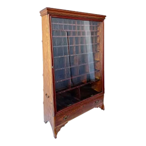 Showcase Antique Apothecary