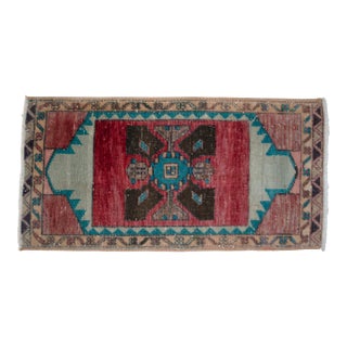 Hand Knotted Mat Small Oushak Rug - 1'4" X 2'7" For Sale