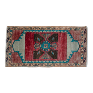 Hand Knotted Mat Small Oushak Rug - 1'4" X 2'7"