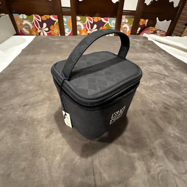 1990s Black Fabric and Strass Small Minaudière by Givenchy For Sale - Image 13 of 14