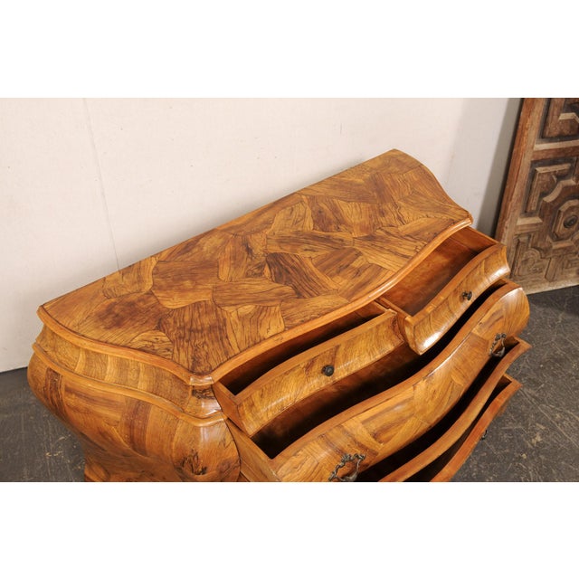 Mid 20th Century Italian Beautifully Veneered Bombé Chest For Sale - Image 13 of 14