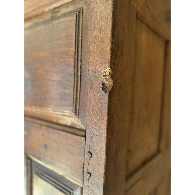 Gold 18th Century Georgian Welsh Oak Country Press For Sale - Image 8 of 13