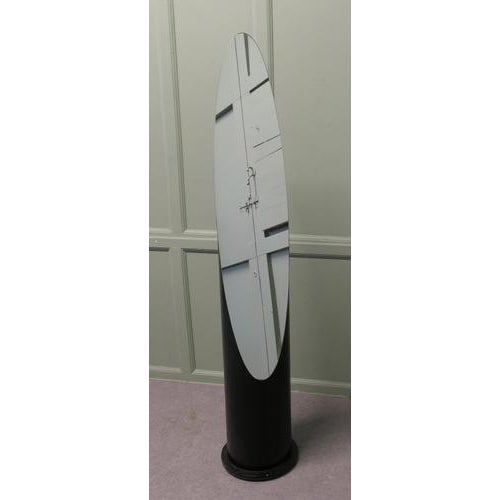 Space Age Design Lipstick Floor Mirror, 1970 For Sale - Image 4 of 8