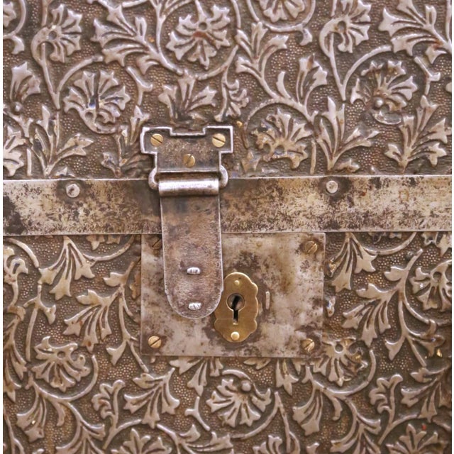 18th C. Spanish Baroque Iron-Clad Trunk With Bombe Top on Barley Twist Base For Sale - Image 10 of 13