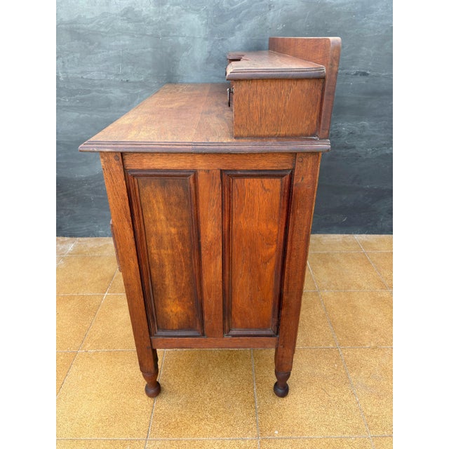 Wood English Country Oak Chest of Drawers with Raised Back and Small Drawers, 1930s For Sale - Image 7 of 8