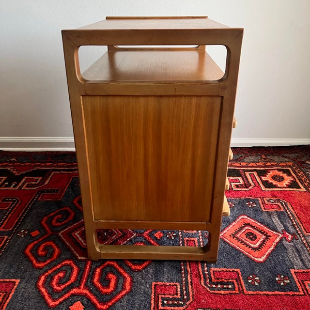 Tan Mid 20th Century Edward Wormley for Drexel Precedent Magazine Table Rack For Sale - Image 8 of 11