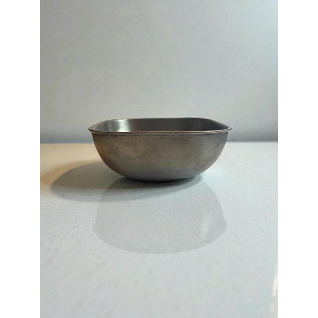 Swedish Modern Pewter Bowl attributed to Edvin Ollers for Schreuder & Olsson, 1938 For Sale - Image 3 of 10