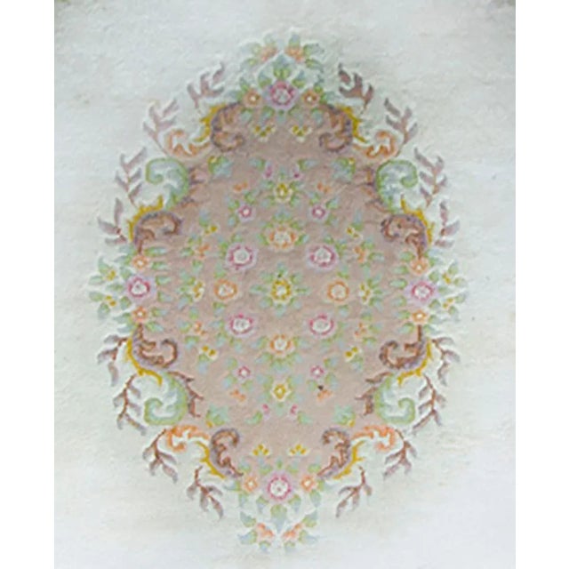 This large very elegant fine quality medallion design vintage pink wool oriental style rug. This beautiful pink rug...