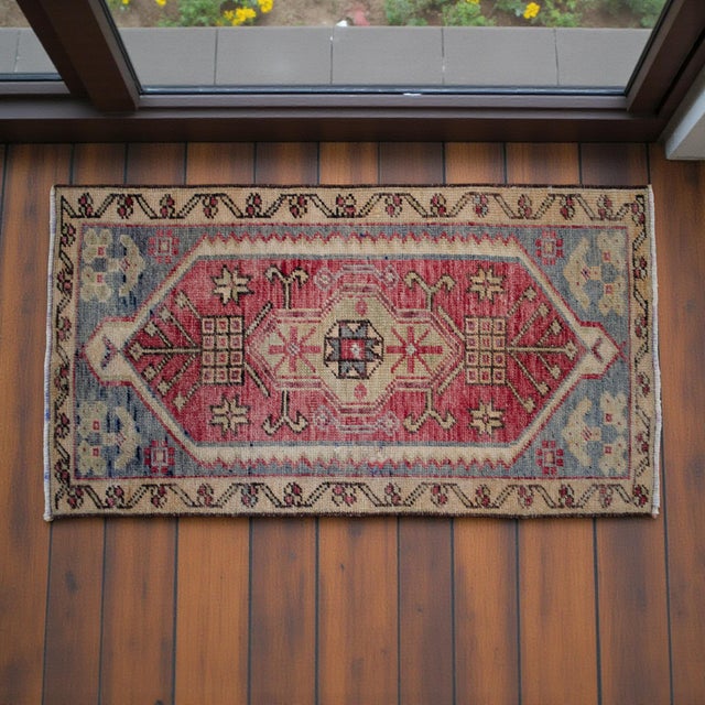 Hollywood Regency 1960s Entryway Rug, Bath Mat, Kitchen Decor, Small Rug, Turkish Rug, Doormat 1'8" X 3'2" For Sale - Image 3 of 9