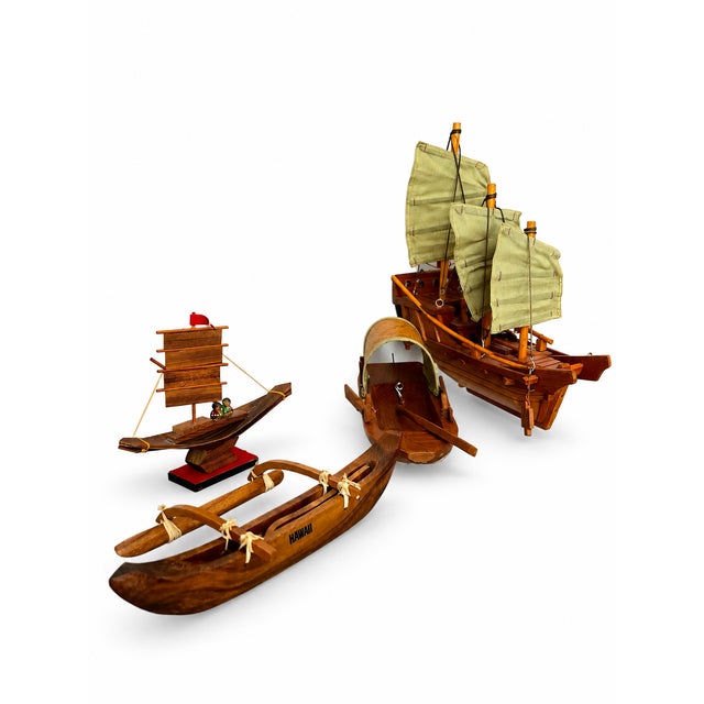 Mid-Century Modern Mid 20th Century Set of Four Wooden Boat Models With Sails, Covered Boat and Hawaiian Outrigger For Sale - Image 3 of 9